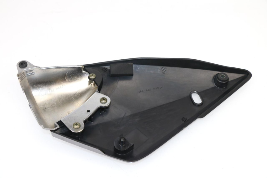 photo de RECHTER SITZBANKDECKEL SUZUKI GSF S BANDIT 600 (2000 - 2004)