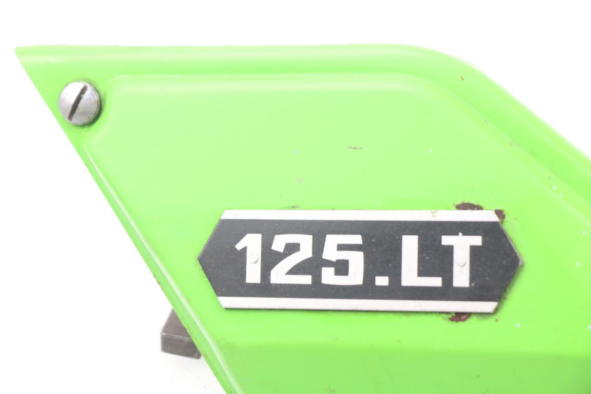photo de UNTER SITZ VERKLEIDUNG RECHTS MOTOBECANE LT 125 (1970 - 1975)