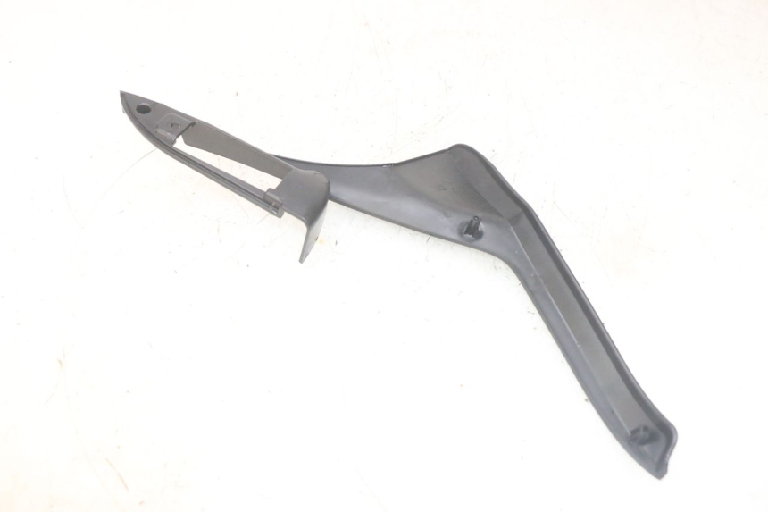 photo de UNTER SITZ VERKLEIDUNG RECHTS PIAGGIO MP3 HPE 300 (2019 - 2026) - Alternative Perspektive