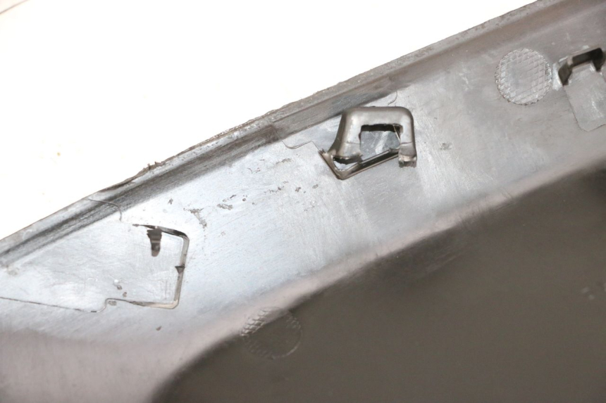 photo de UNTER SITZ VERKLEIDUNG RECHTS YAMAHA NEO'S CORE 1 (2022 - 2026) - Geprüftes Gebrauchtteil