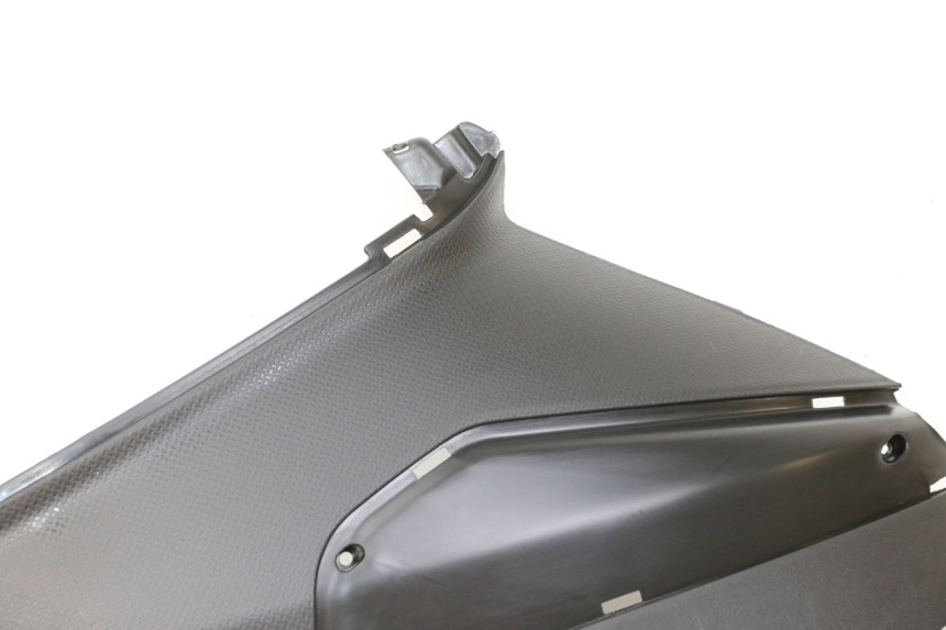photo de UNTER SITZ VERKLEIDUNG RECHTS PIAGGIO NRG POWER PUREJET 50 (2018 - 2021)