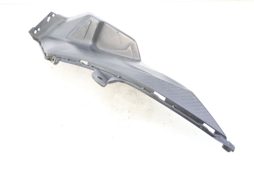 photo de UNTER SITZ VERKLEIDUNG RECHTS SYM ORBIT III 3 4T 50 (2021 - 2025) - Alternative Perspektive