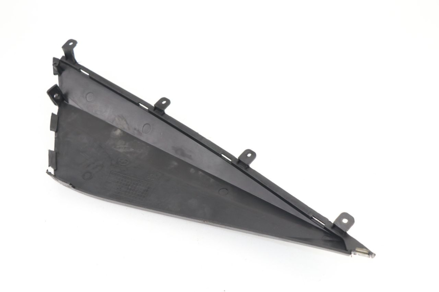 photo de RECHTER SITZBANKDECKEL KEEWAY RY6 2T 50 (2011 - 2019)