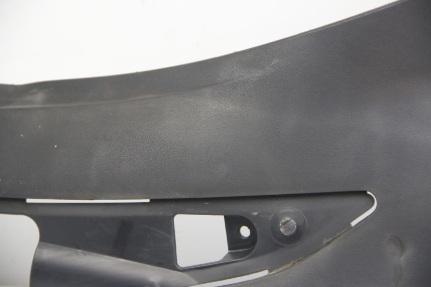 photo de RECHTER SITZBANKDECKEL SUZUKI SIXTEEN 125 (2008 - 2010)