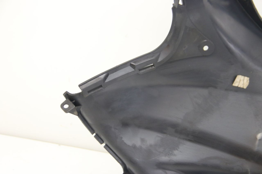 photo de RECHTER SITZBANKDECKEL SUZUKI SIXTEEN 125 (2008 - 2010)