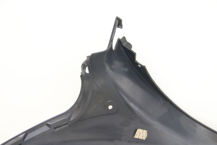 photo de RECHTER SITZBANKDECKEL SUZUKI SIXTEEN 125 (2008 - 2010)