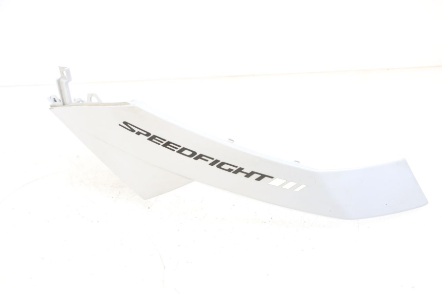 photo de UNTER SITZ VERKLEIDUNG RECHTS PEUGEOT SPEEDFIGHT 4 4T EFI 50 (2021 - 2025) - Hauptansicht