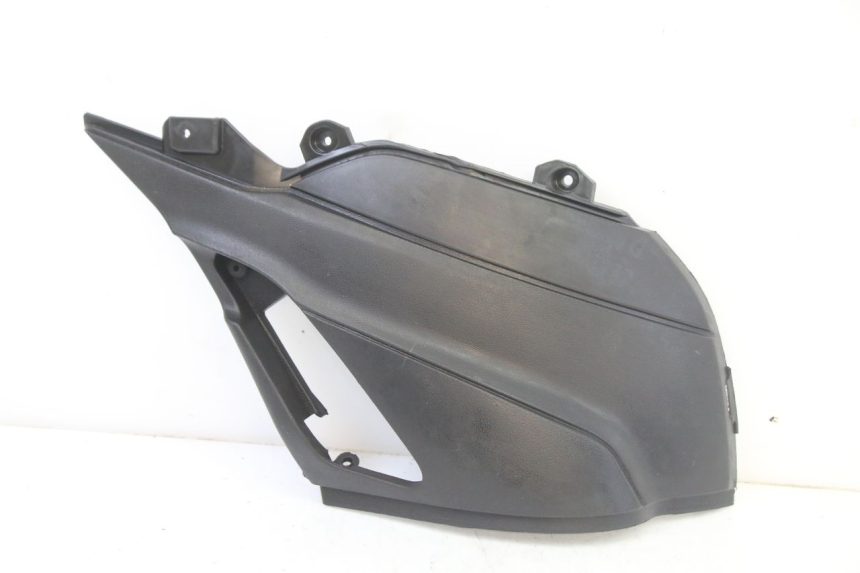 photo de UNTER SITZ VERKLEIDUNG RECHTS APRILIA SR 2T 50 (2018 - 2022)