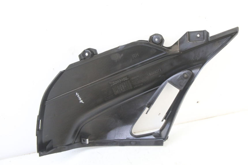 photo de UNTER SITZ VERKLEIDUNG RECHTS APRILIA SR 2T 50 (2018 - 2022)
