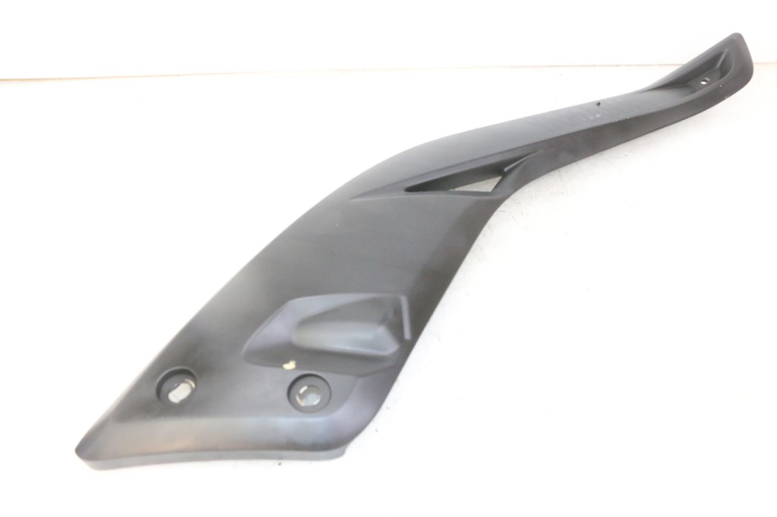 photo de RECHTER SITZBANKDECKEL YAMAHA X-MAX XMAX 125 (2010 - 2014)