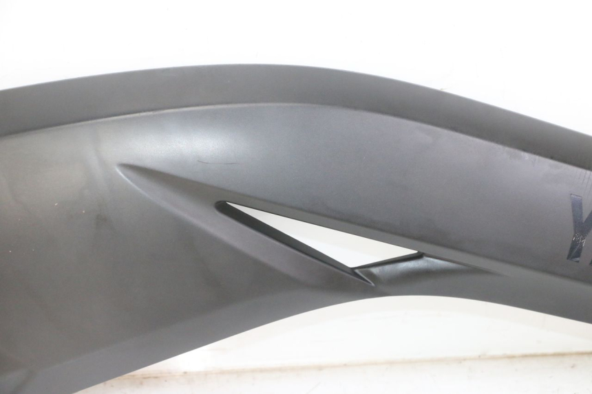 photo de RECHTER SITZBANKDECKEL YAMAHA X-MAX XMAX 125 (2010 - 2014)