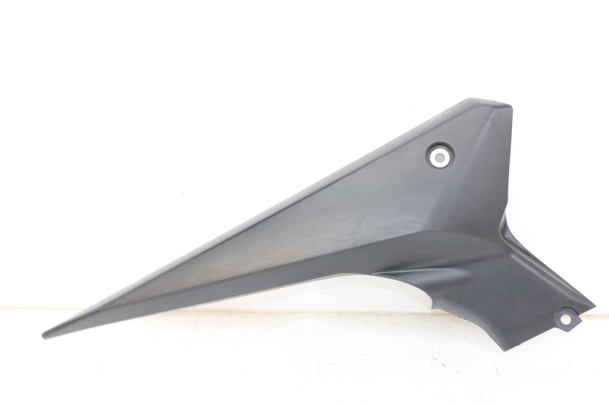 photo de UNTER SITZ VERKLEIDUNG RECHTS YAMAHA XJ6 ABS 600 (2008 - 2016)
