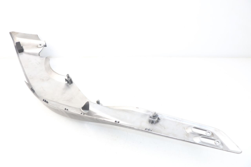 photo de RECHTER SITZBANKDECKEL YAMAHA XP T-MAX TMAX ABS 500 (2004 - 2007)