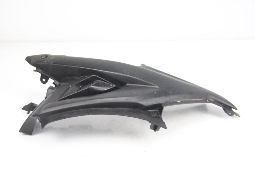 photo de UNTER SITZ VERKLEIDUNG RECHTS YAMAHA AEROX NAKED 2T 50 (2013 - 2017)