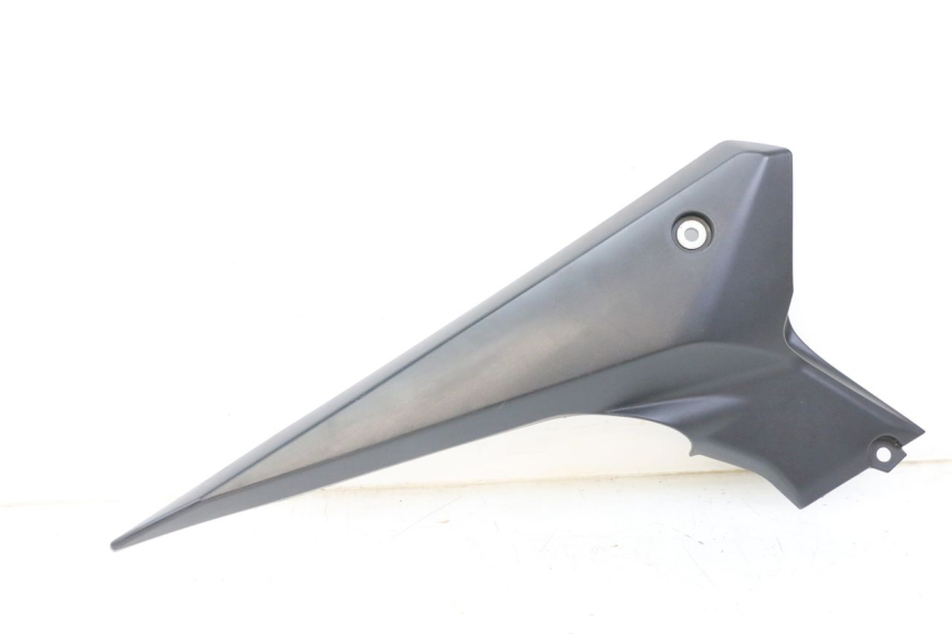 photo de UNTER SITZ VERKLEIDUNG RECHTS YAMAHA XJ6 ABS 600 (2008 - 2016)