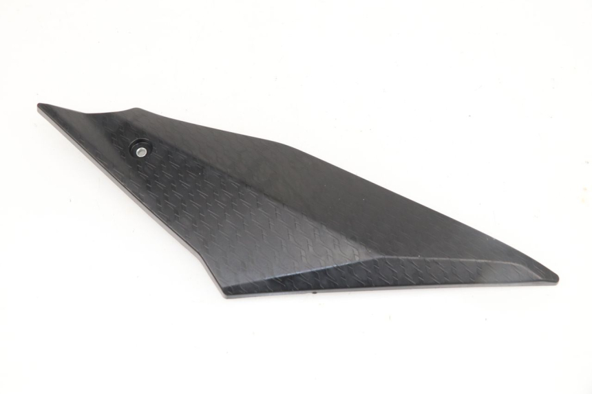 photo de UNTER SITZ VERKLEIDUNG RECHTS YAMAHA YZF R1M R1 M 1000 (2015 - 2020)