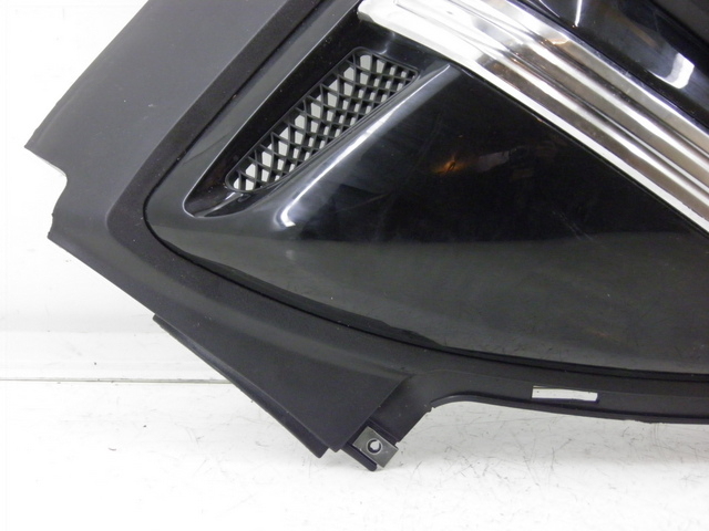 photo de UNTER SITZ VERKLEIDUNG RECHTS YAMASAKI YM50QT-N3 RETRO 50 (2012 - 2014)