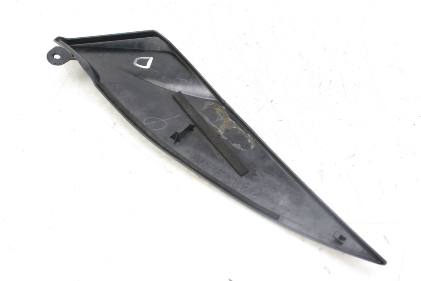 photo de RECHTER SITZBANKDECKEL YAMAHA YZF R1 1000 (2007 - 2008)