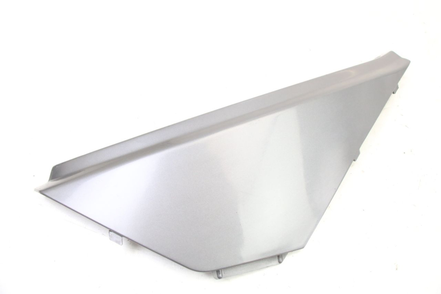 photo de UNTER SITZ VERKLEIDUNG LINKS APRILIA ATLANTIC 125 (2003 - 2009)