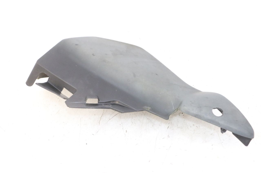 photo de LINKS UNTER DEM LINKEN SITZ HONDA CBF 500 (2004 - 2007)