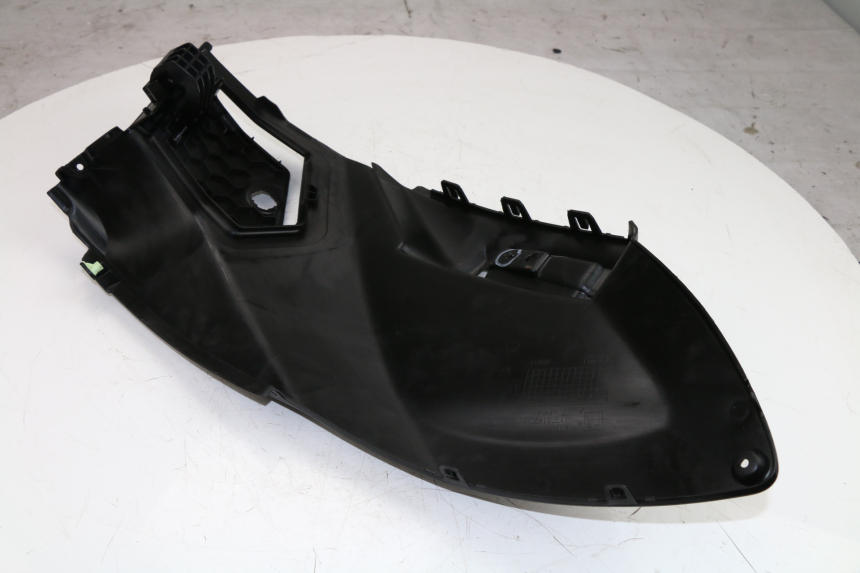 photo de LINKS UNTER DEM LINKEN SITZ PEUGEOT CITYSTAR 125 (2011 - 2017)