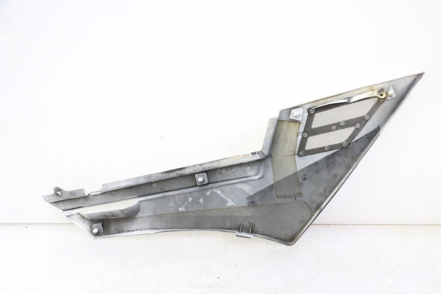 photo de UNTER SITZ VERKLEIDUNG LINKS YAMAHA FJ 36Y 1100 (1984 - 1985)