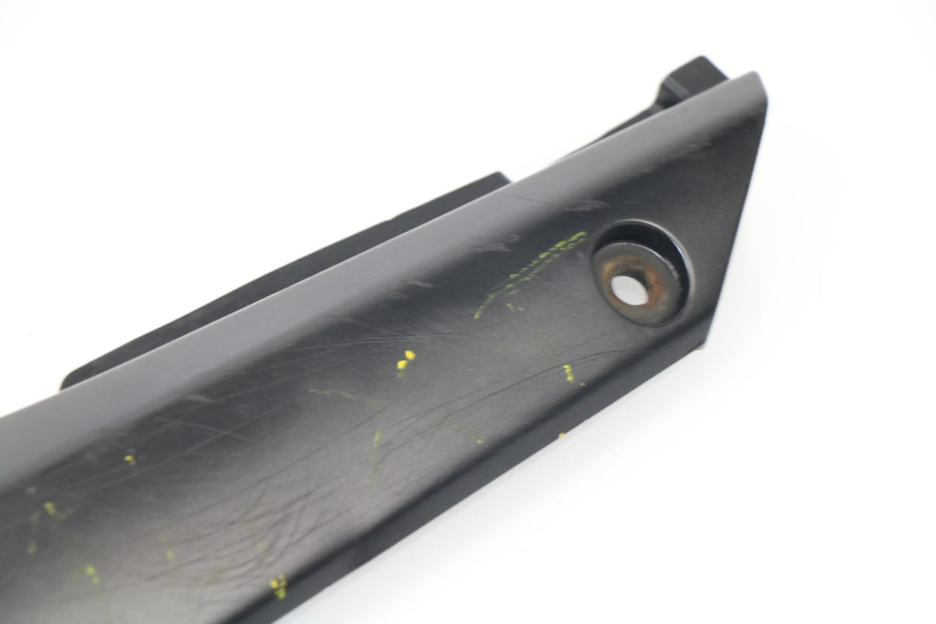 photo de UNTER SITZ VERKLEIDUNG LINKS SUZUKI GSF N BANDIT 1250 (2007 - 2010)