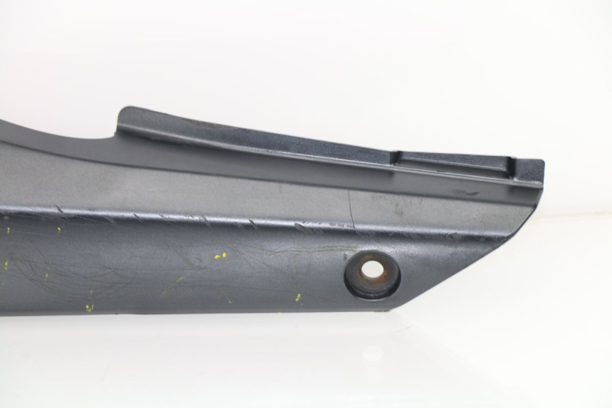 photo de UNTER SITZ VERKLEIDUNG LINKS SUZUKI GSF N BANDIT 1250 (2007 - 2010)