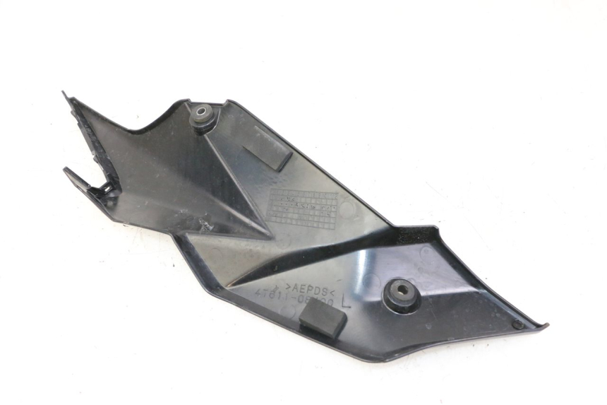 photo de UNTER SITZ VERKLEIDUNG LINKS SUZUKI GSR 750 (2011 - 2017)