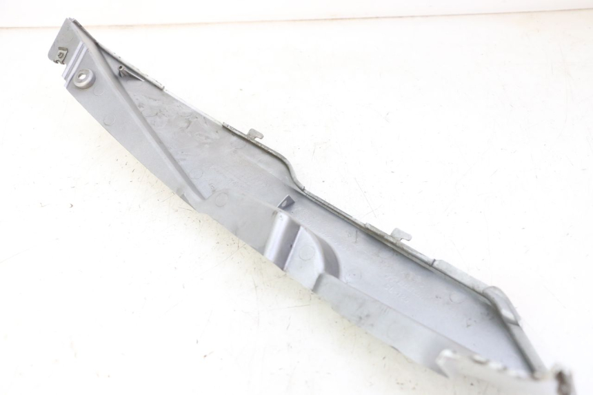 photo de UNTER SITZ VERKLEIDUNG LINKS DAELIM HISTORY 125 (2001 - 2002)