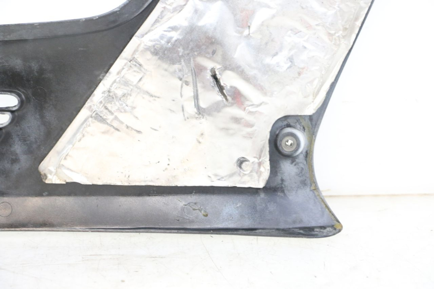 photo de UNTER SITZ VERKLEIDUNG LINKS HONDA CBR F 1000 (1993 - 1996)