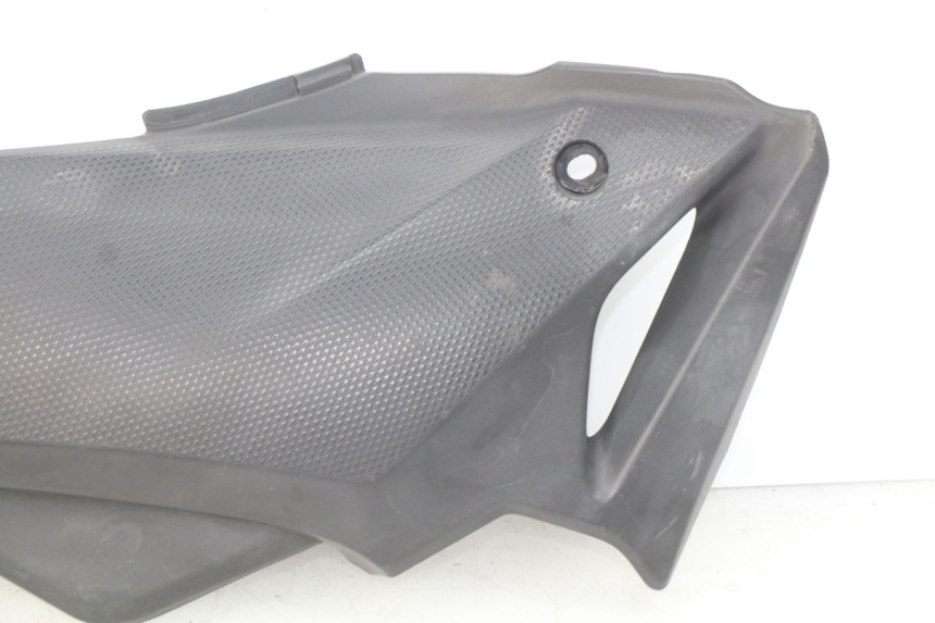 photo de UNTER SITZ VERKLEIDUNG LINKS HONDA CBRF CBR-F PC41 600 (2011 - 2013)