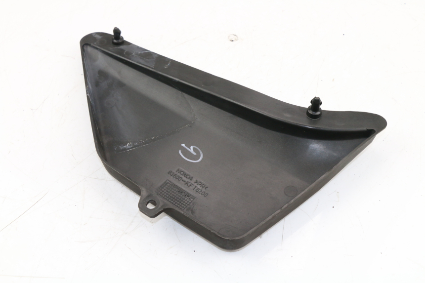 photo de UNTER SITZ VERKLEIDUNG LINKS HONDA CLR CITYFLY 125 (1998 - 2003)