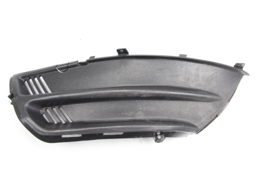 photo de UNTER SITZ VERKLEIDUNG LINKS JMSTAR CJ12M 125 (2005 - 2007)