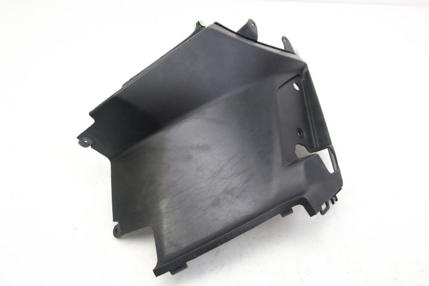 photo de LINKS UNTER DEM LINKEN SITZ PEUGEOT KISBEE 2T 50 (2018 - 2022)