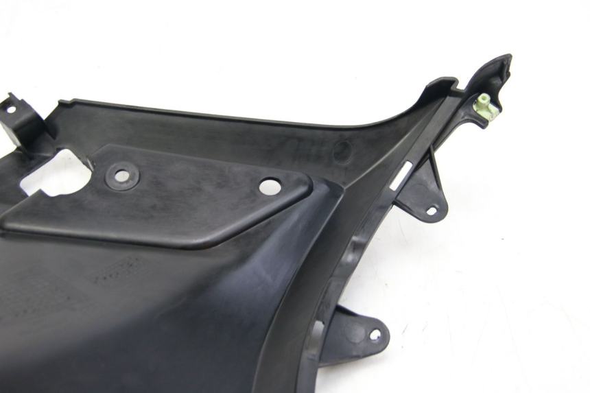 photo de LINKS UNTER DEM LINKEN SITZ PEUGEOT KISBEE 2T 50 (2018 - 2022)