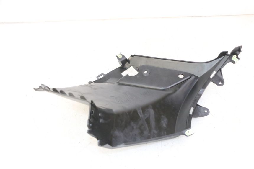 photo de LINKS UNTER DEM LINKEN SITZ PEUGEOT KISBEE 2T 50 (2018 - 2022)