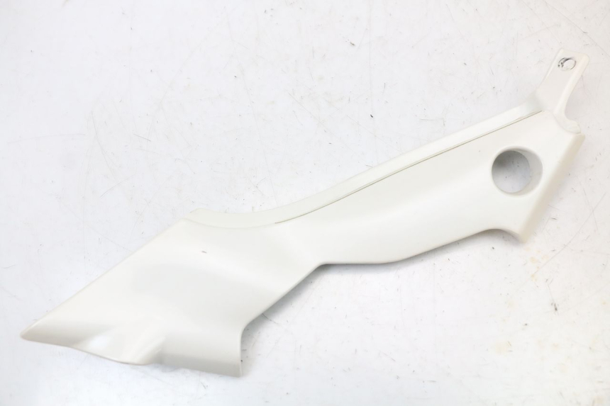 photo de UNTER SITZ VERKLEIDUNG LINKS MOTO GUZZI NORGE 8V GT 1200 (2011 - 2016)