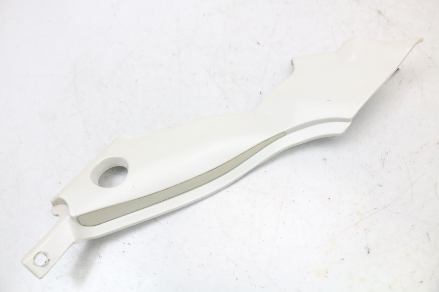 photo de UNTER SITZ VERKLEIDUNG LINKS MOTO GUZZI NORGE 8V GT 1200 (2011 - 2016)