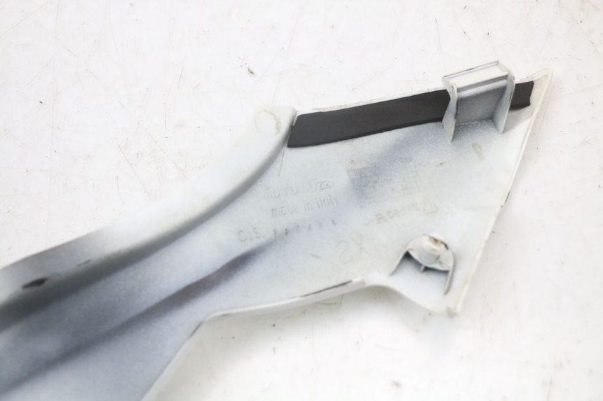 photo de UNTER SITZ VERKLEIDUNG LINKS MOTO GUZZI NORGE 8V GT 1200 (2011 - 2016)