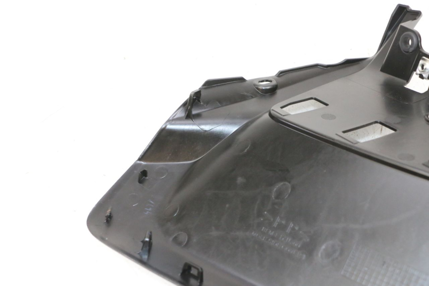 photo de UNTER SITZ VERKLEIDUNG LINKS YAMAHA NEO'S CORE 1 (2022 - 2026) - Detailansicht des Bauteils