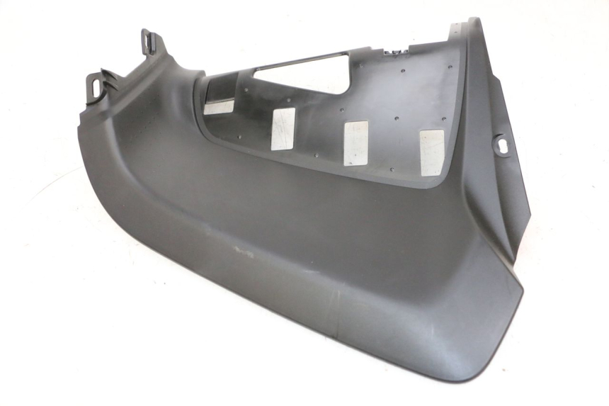 photo de UNTER SITZ VERKLEIDUNG LINKS YAMAHA NEO'S CORE 1 (2022 - 2026) - Kennzeichnungen und Originalreferenzen