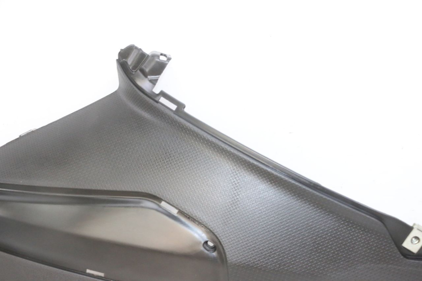photo de UNTER SITZ VERKLEIDUNG LINKS PIAGGIO NRG POWER PUREJET 50 (2018 - 2021)