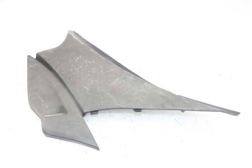 photo de UNTER SITZ VERKLEIDUNG LINKS HONDA NTV DEAUVILLE ABS 700 (2007 - 2016)