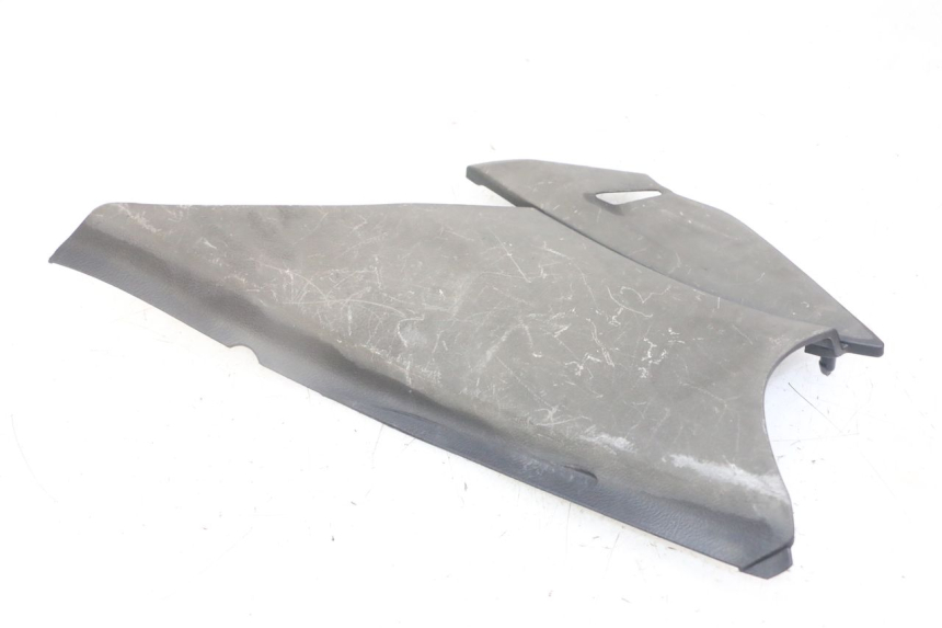 photo de UNTER SITZ VERKLEIDUNG LINKS HONDA NTV DEAUVILLE ABS 700 (2007 - 2016)
