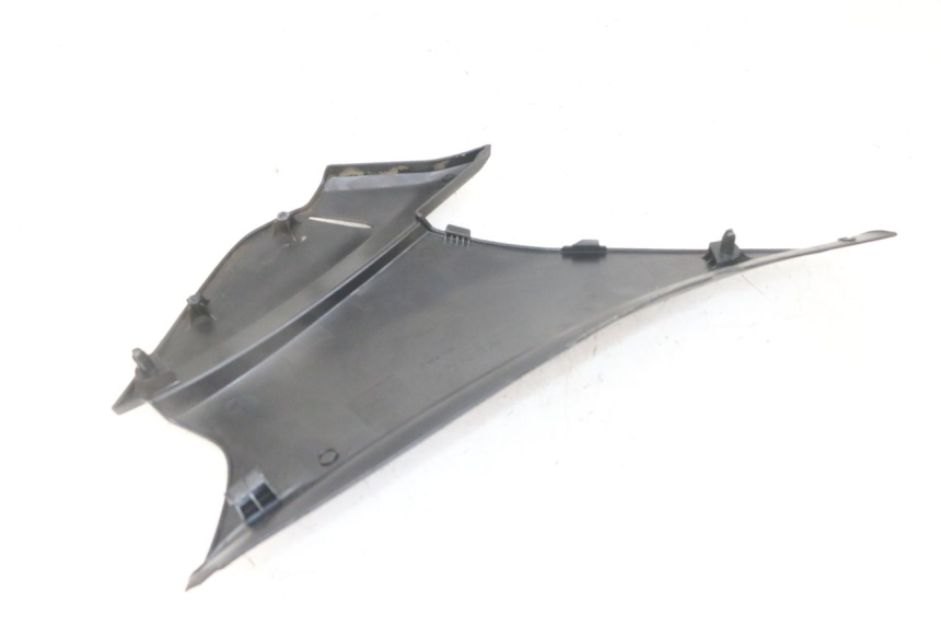 photo de UNTER SITZ VERKLEIDUNG LINKS HONDA NTV DEAUVILLE ABS 700 (2007 - 2016)