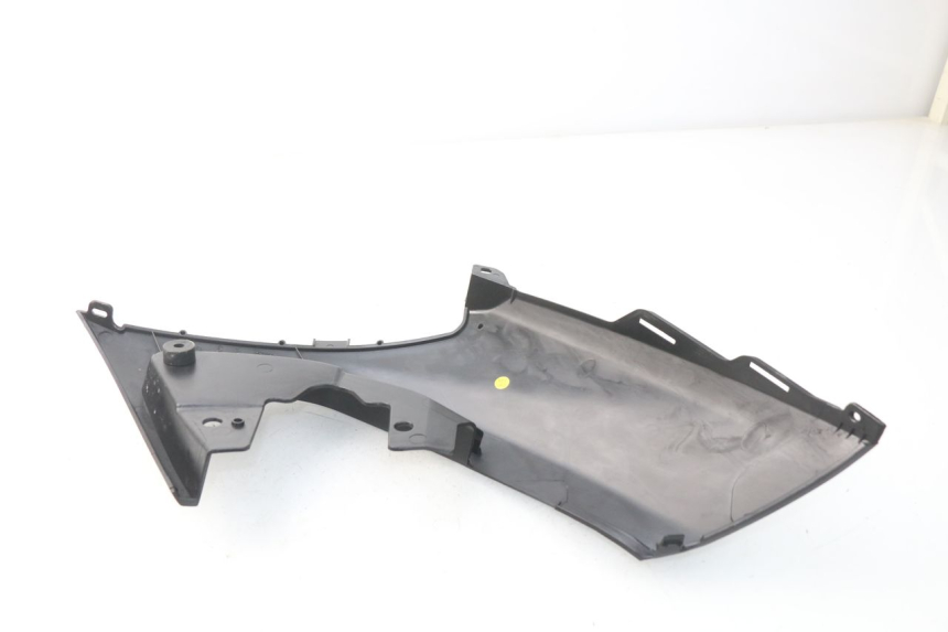 photo de UNTER SITZ VERKLEIDUNG LINKS PEUGEOT METROPOLIS 400 (2017 - 2020)