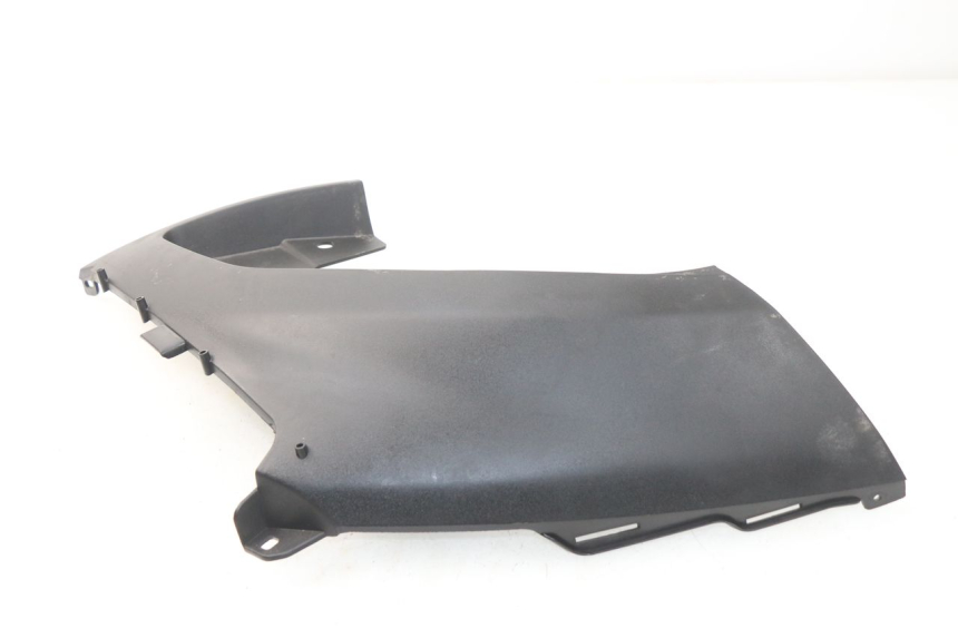photo de UNTER SITZ VERKLEIDUNG LINKS PEUGEOT METROPOLIS 400 (2017 - 2020)