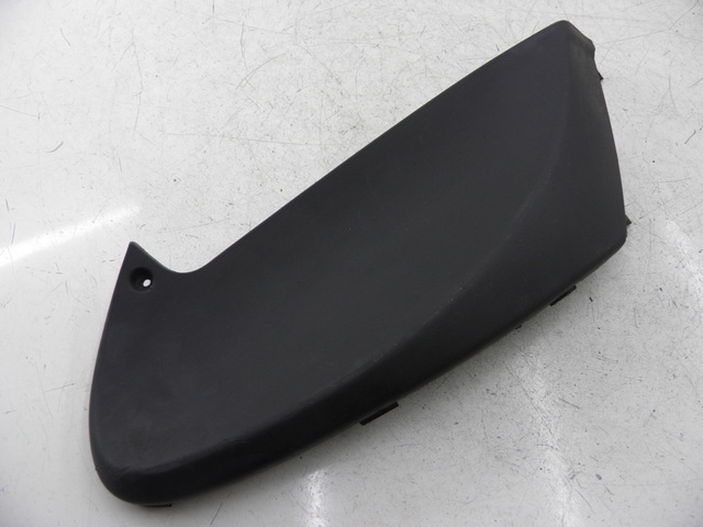 photo de UNTER SITZ VERKLEIDUNG LINKS PIAGGIO FLY 2T 50 (2004 - 2017)