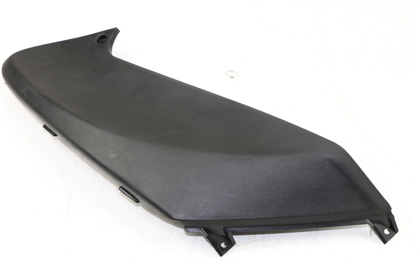 photo de UNTER SITZ VERKLEIDUNG LINKS PIAGGIO FLY 2T 50 (2004 - 2017)